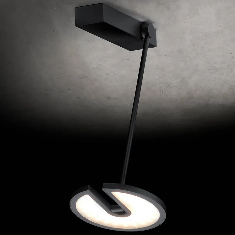 Aktuell Gelenk-Deckenleuchte JANUS E mit High-End LED-Technik